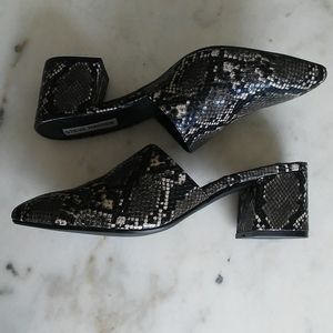 NWOT Steve Madden Snake Embossed Mules